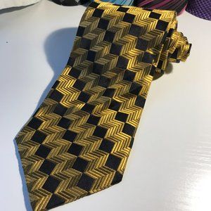 Solitaire Neck Tie